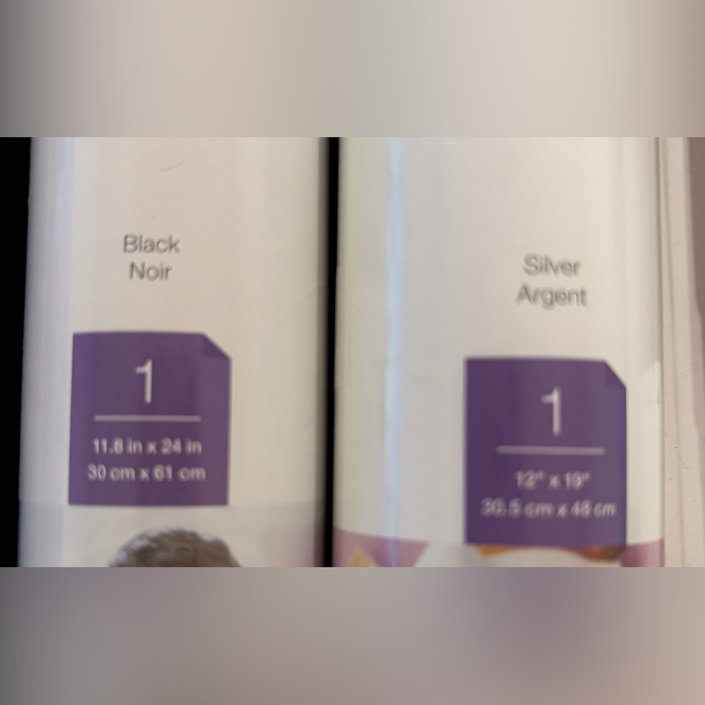 Cricut Metallic Marker & Iron-On Bundle - Picture 3 of 4